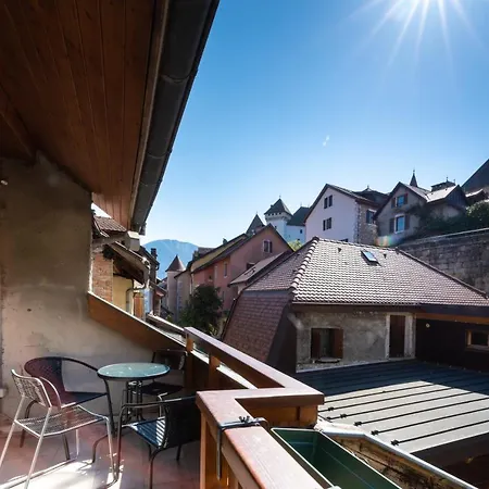 Apartamento Le Balcon Du Chateau - Aprtement 75 Square Meter In The Center *